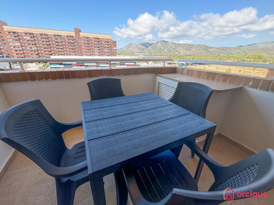 View (from property/room), Balcony/Terrace, Mountain view