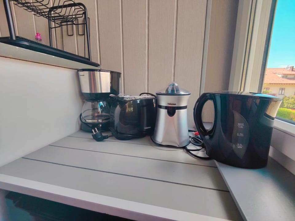 Coffee/tea facilities, Kitchen or kitchenette, toaster