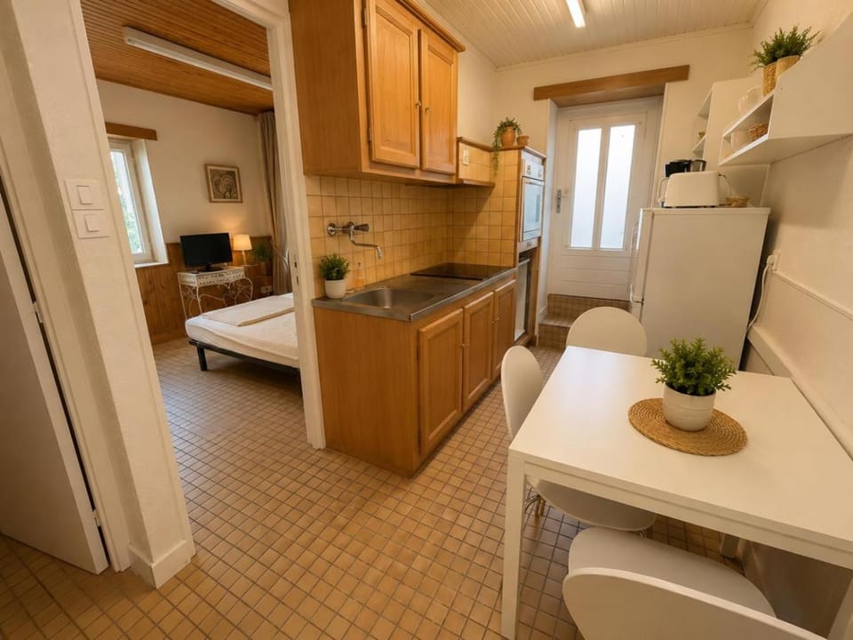 Aux Roses Apartment in Bourgogne-Franche-Comté