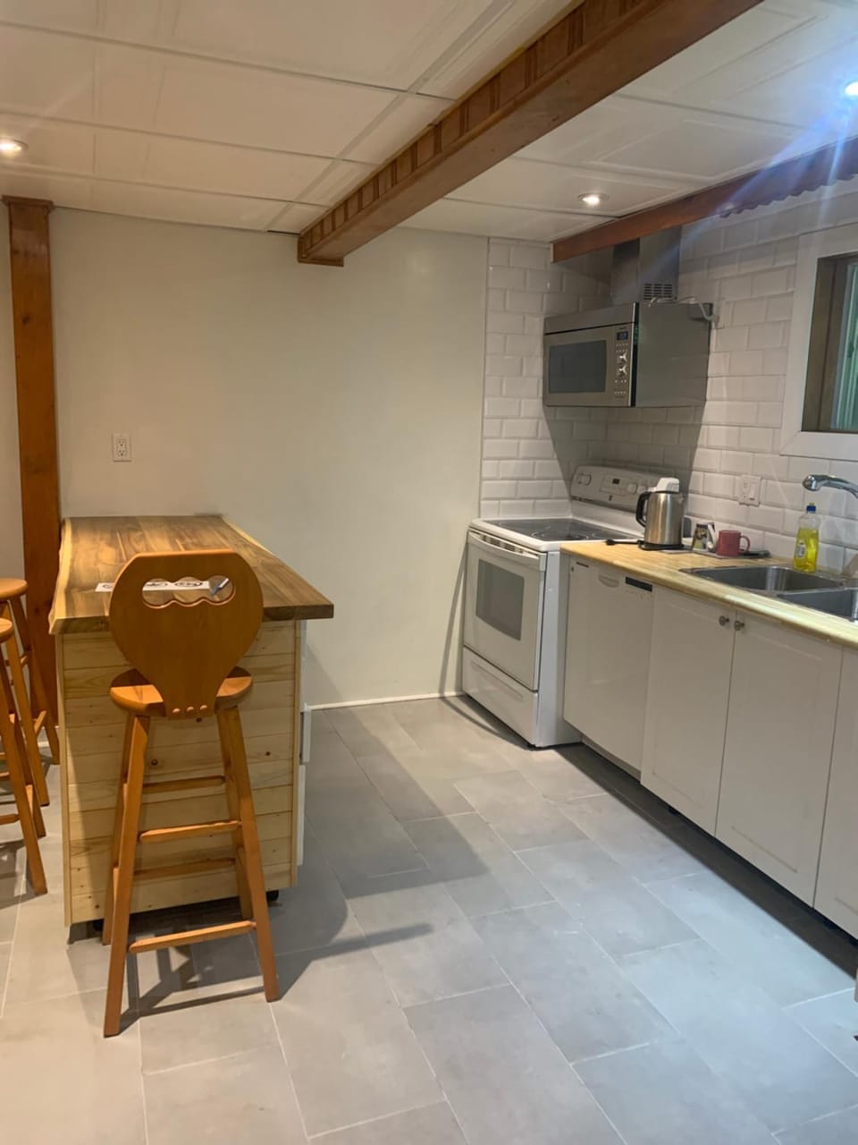 Chalet Route 125 Rawdon 2 Bedroom Apt Chalet in Quebec