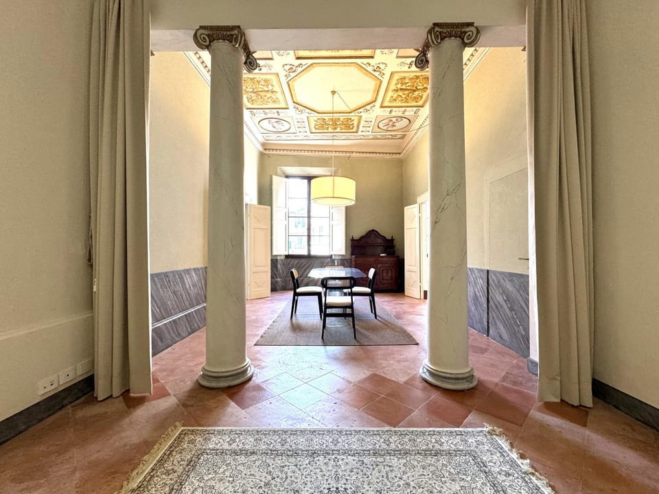 Le Logge - La Contessa Apartment in Siena
