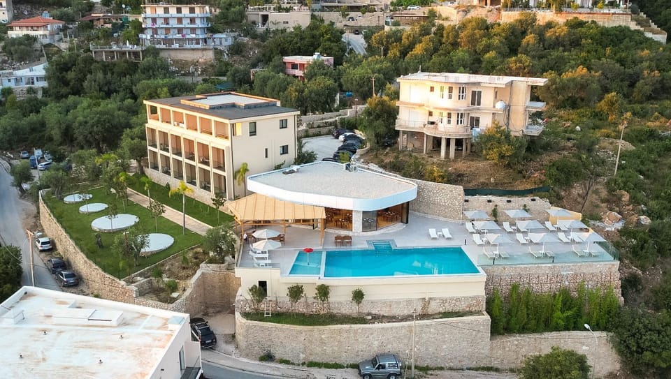 Property building, Pool view, Swimming pool