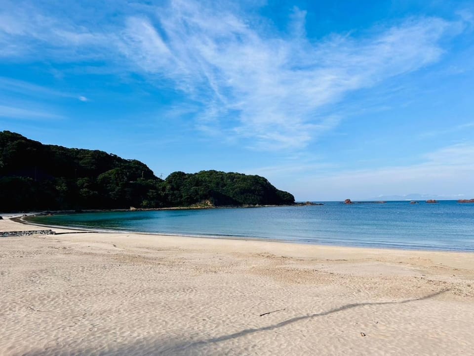 Nearby landmark, Day, Natural landscape, Beach