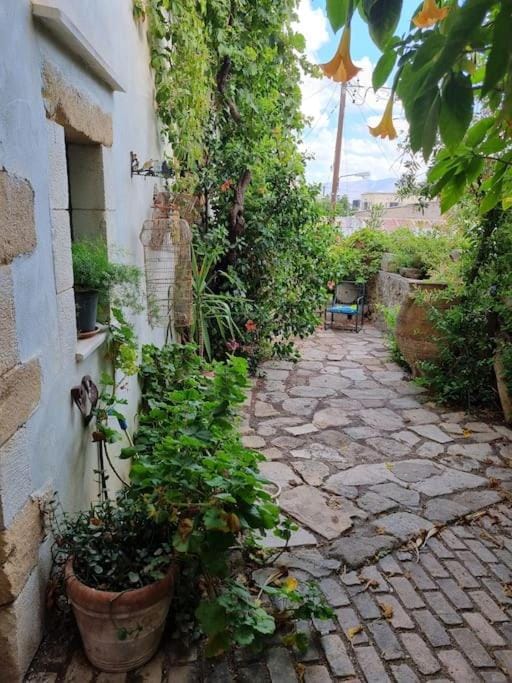KerAsh Villa Drapanias House in Crete Region