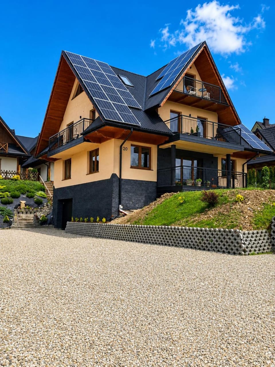 Property building, Day