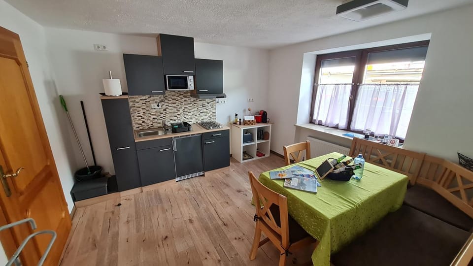 Kitchen or kitchenette, kitchen