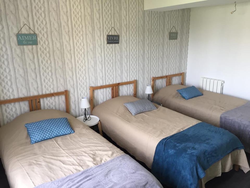 La légende Men Marz 1er étage- Centre-ville Brignogan-Plages , 300 m des plages Apartment in Finistere