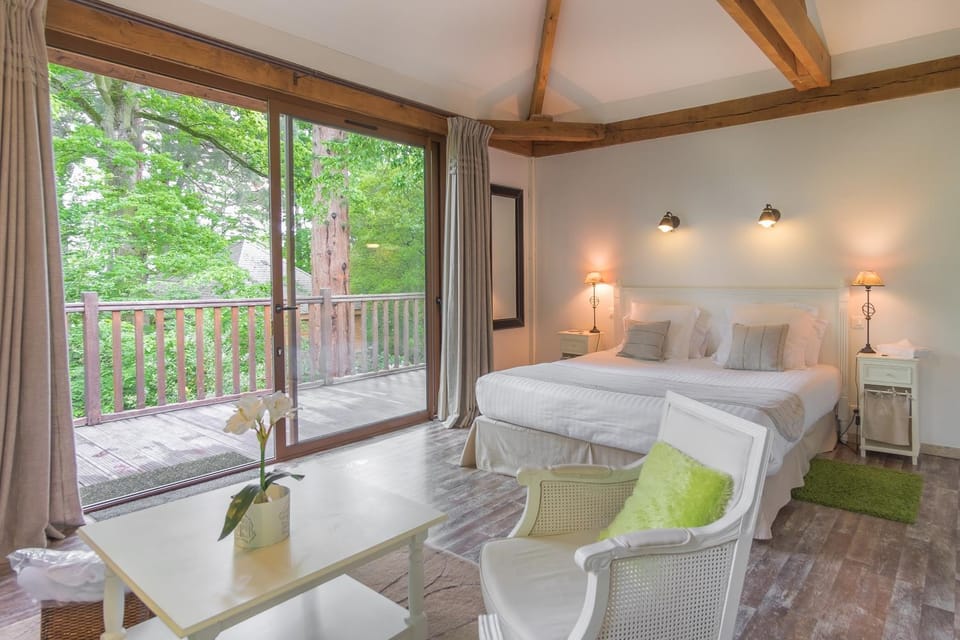 Bed, View (from property/room), Balcony/Terrace, Bedroom