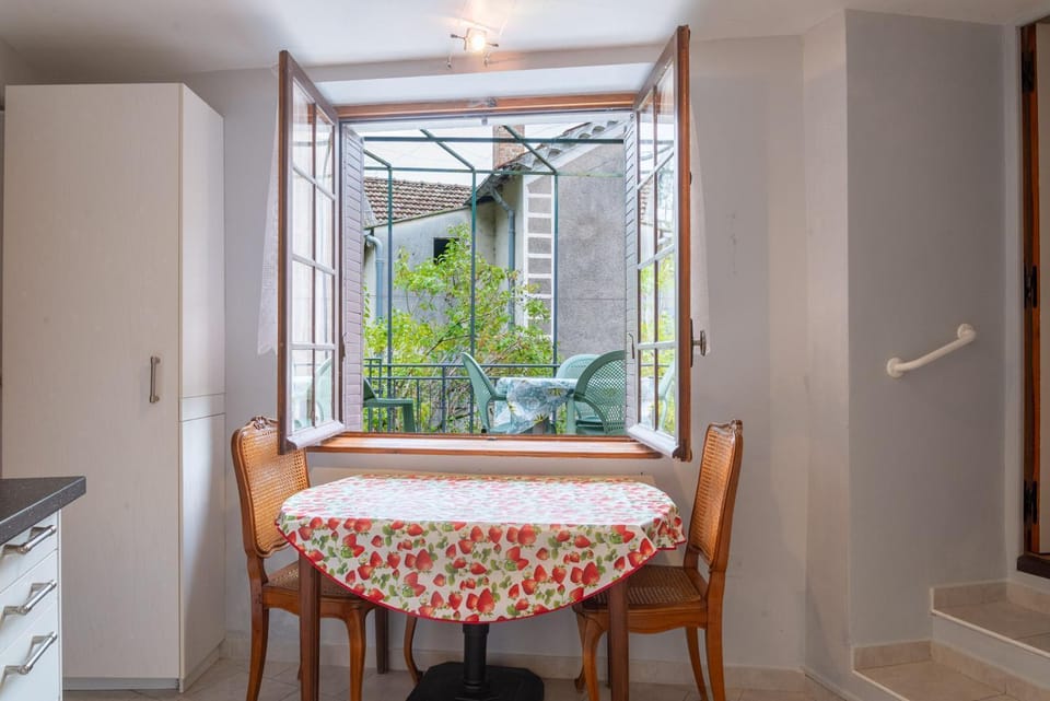 Clevacances 2 cles 4 personnes a pont ravagers House in Auvergne-Rhône-Alpes