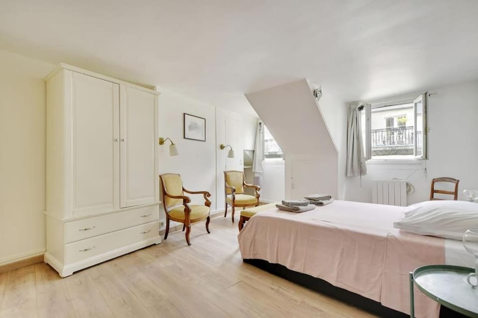 COSY 2 pièces INVALIDES BON MARCHE Apartment in Paris