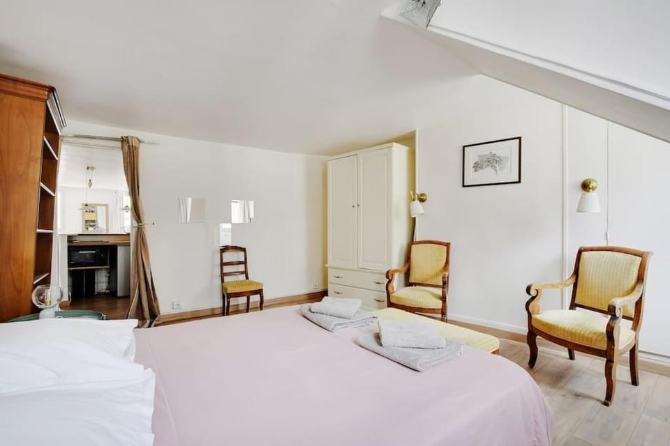 COSY 2 pièces INVALIDES BON MARCHE Apartment in Paris