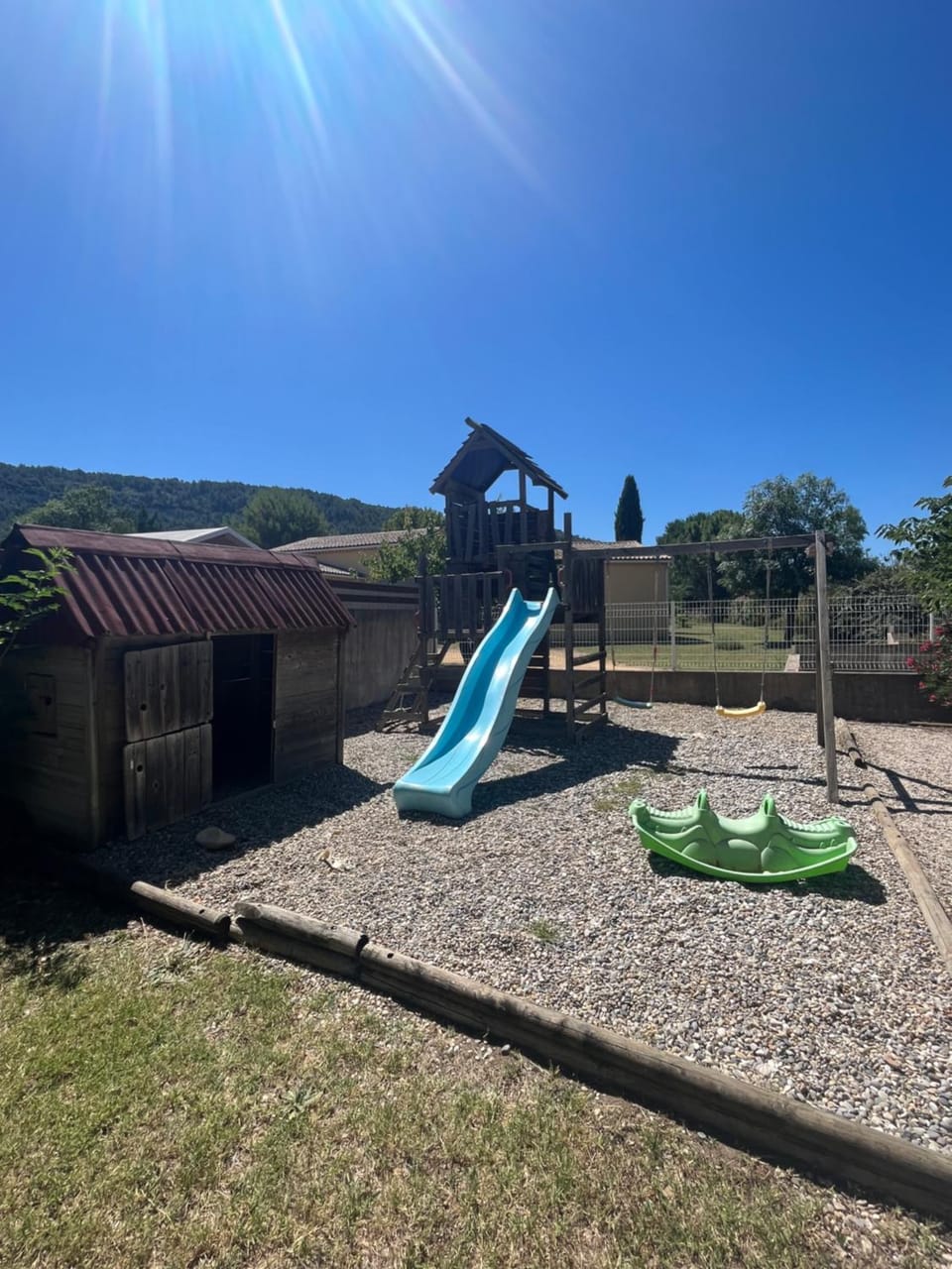 Studio Menthe-Clim-Terrain de pétanque-Piscine collective House in Provence-Alpes-Côte d'Azur