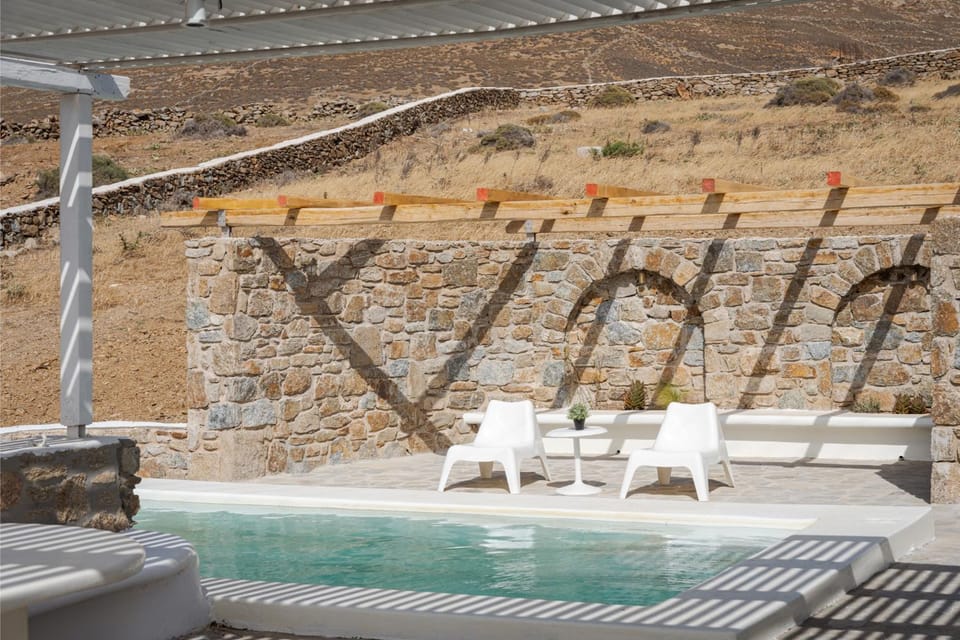 Day, Pool view, Swimming pool, sunbed