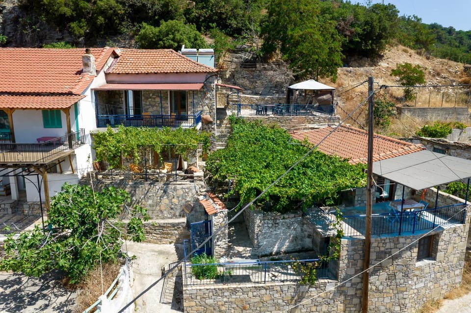 Mountain Stone Rooms House in Thasos