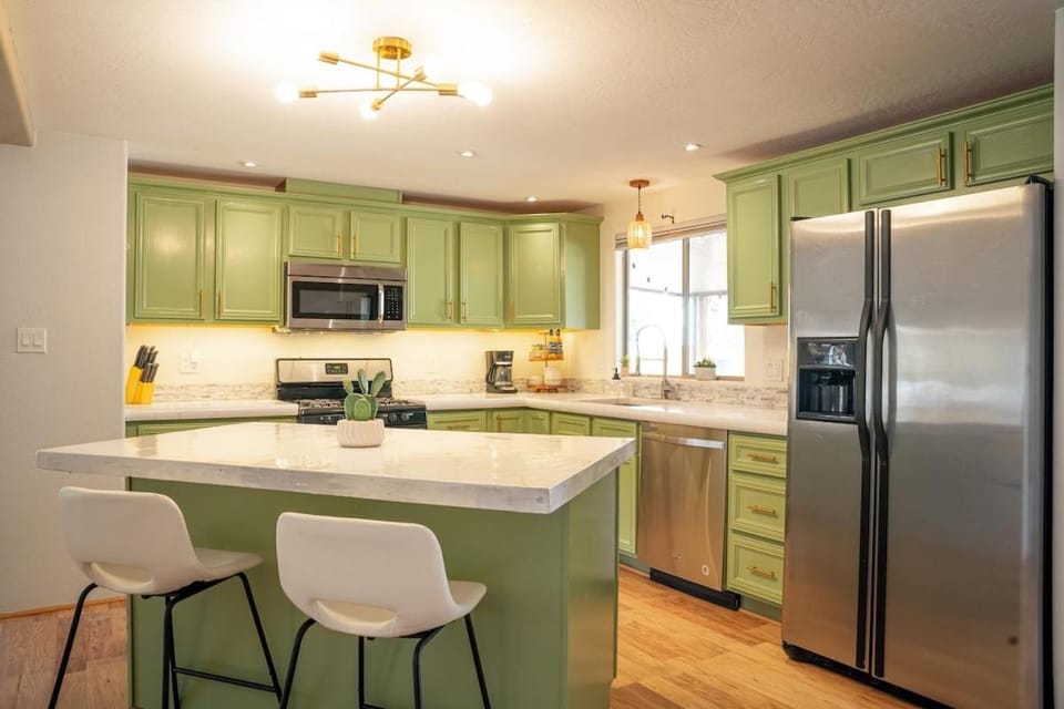 Stunning Javelina Hideaway with Hot Tub and King Bed House in Sedona