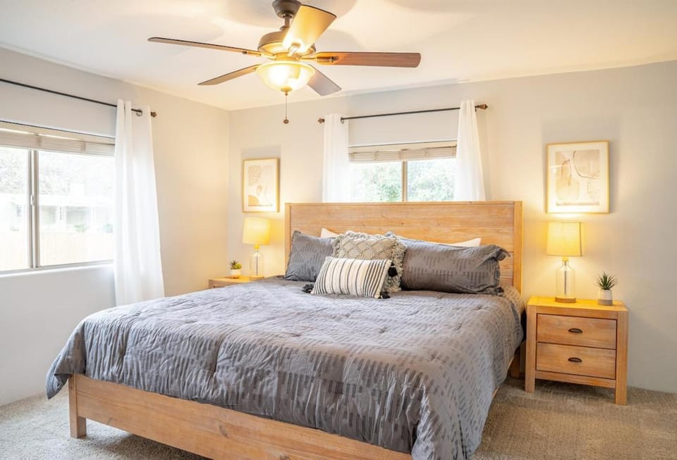 Stunning Javelina Hideaway with Hot Tub and King Bed House in Sedona