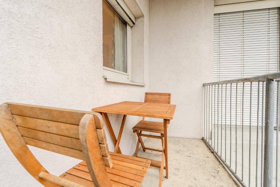 Whats-App Self-Check-IN - studio, 5 minutes to center Apartment in Graz