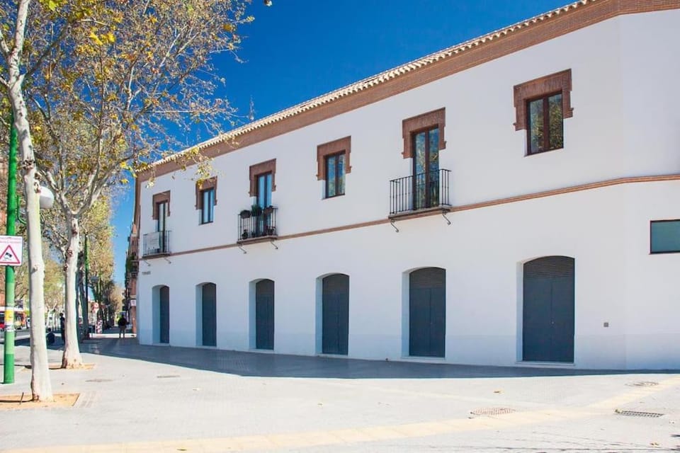 Live Like a Local in This Contemporary Duplex Apartment in Seville