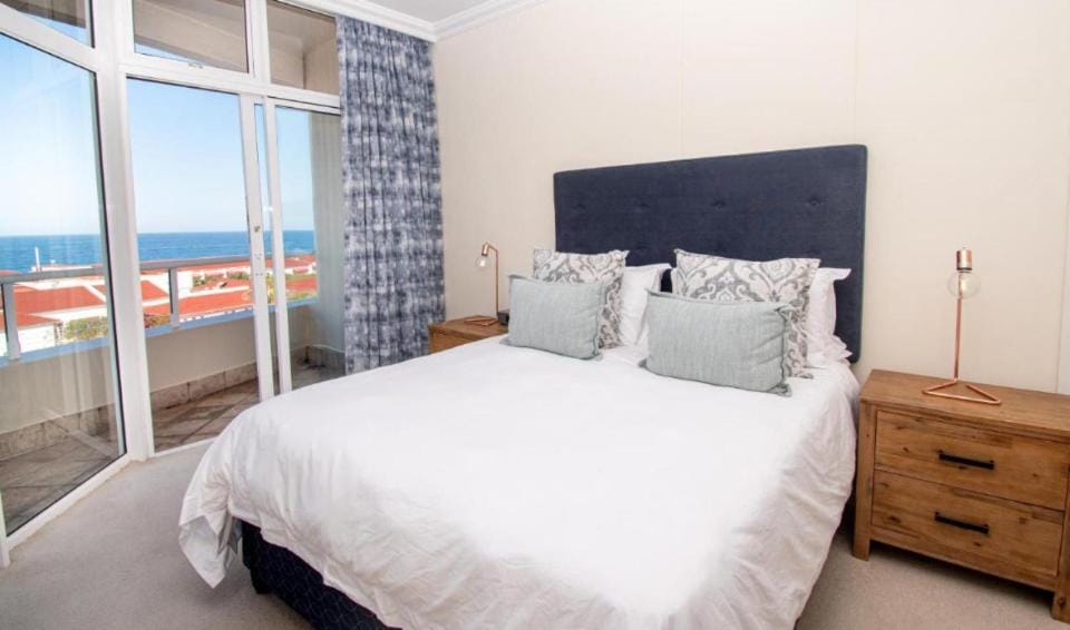 202 On Oyster Rock Apartment in Umhlanga