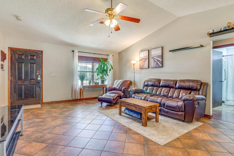 5 Mi to Navarre Beach: Home w/ Game Room & Yard House in Alabama