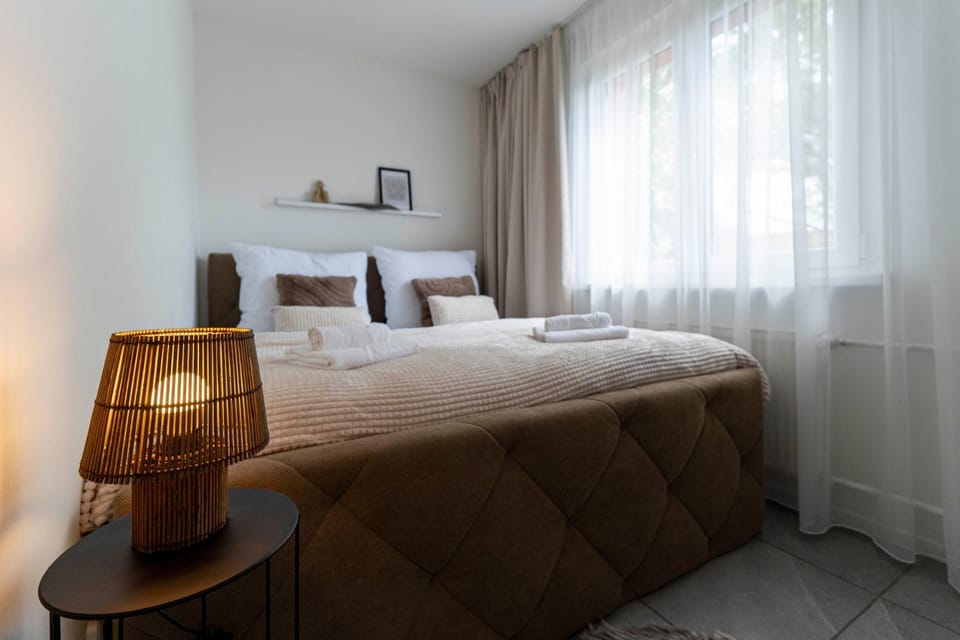 BNB Stylish Modern Apartment with Winter Terrace Apartment in Czechia