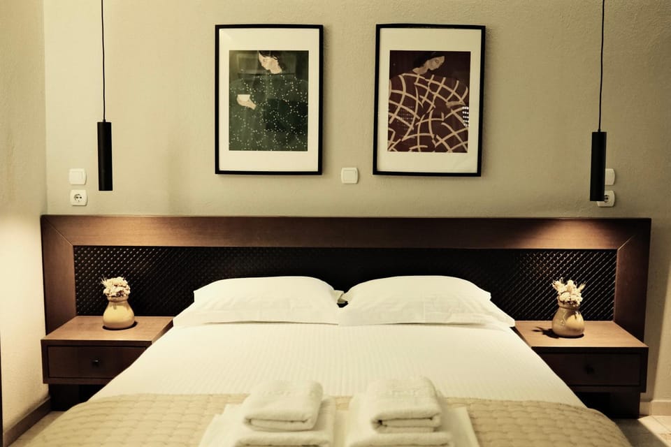 Ξενώνας Χάραμα Bed and Breakfast in Decentralized Administration of Macedonia and Thrace