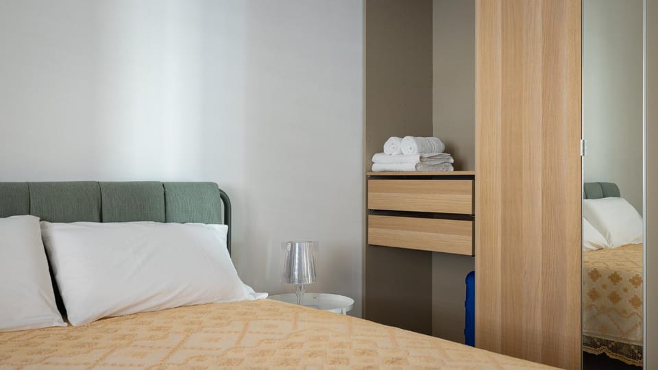 Bedroom, wedding