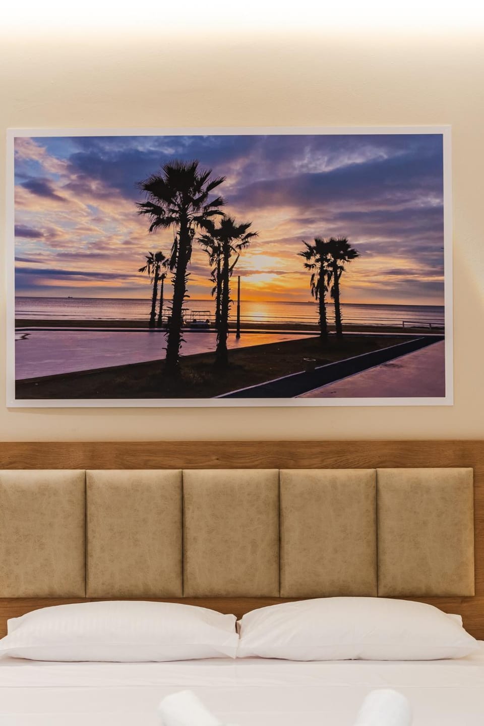 Living room, Decorative detail, Seating area