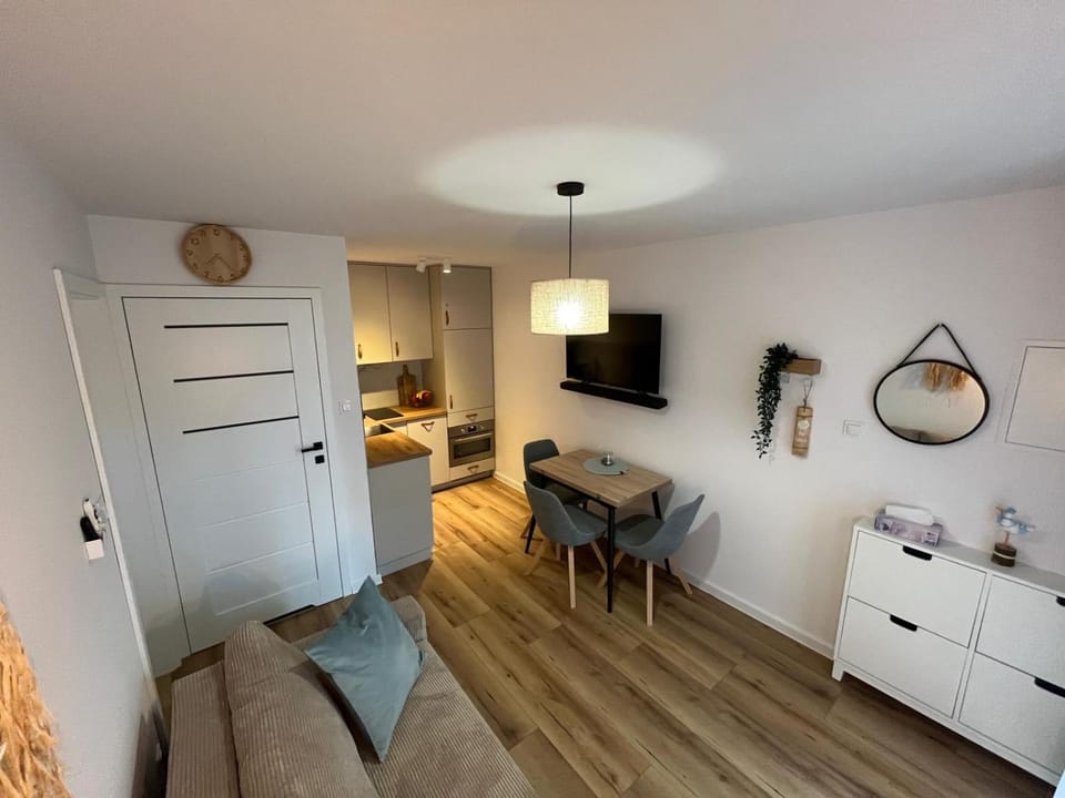 Apartament Leniwa Dębina Apartment in Pomeranian Voivodeship