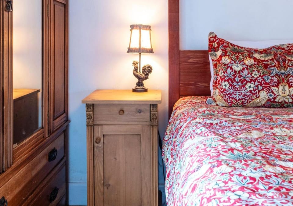 Beautiful 3BD Family Retreat in Oxfordshire House in West Oxfordshire District