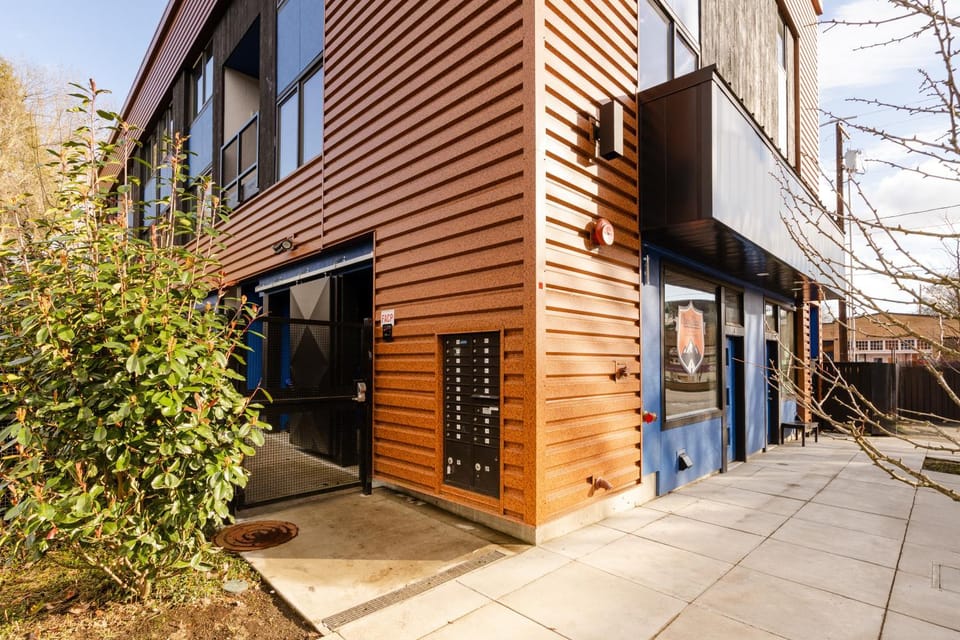 Stylish Portland 1BR w 90 WalkScore Apartment in Portland