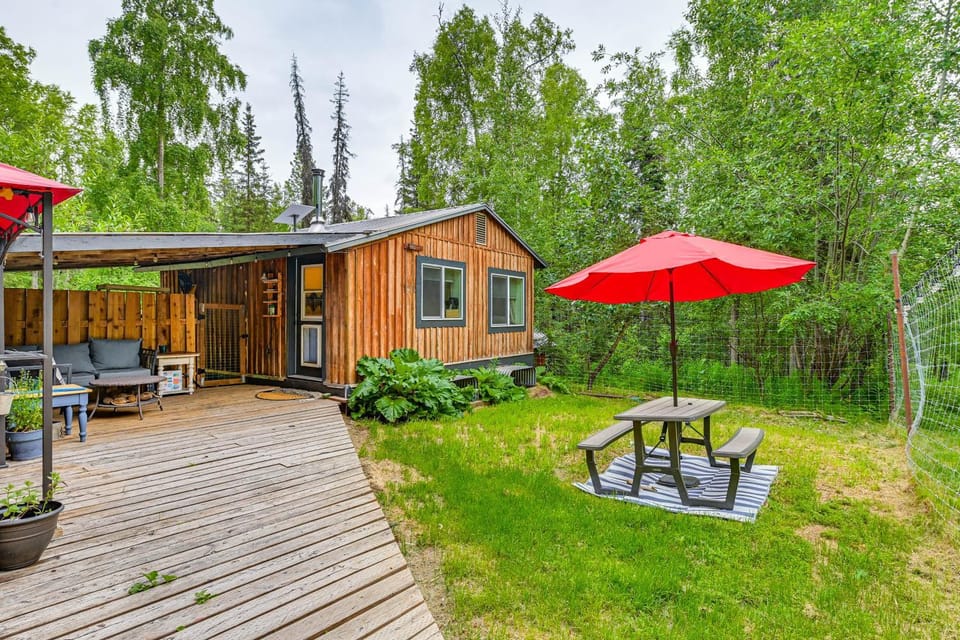 Sterling Home w/ Patio, BBQ Grill & Fire Pit! House in Sterling