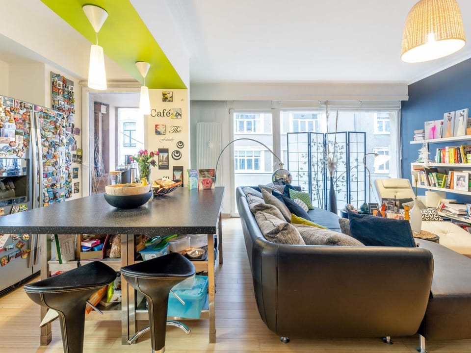 Library, Seating area