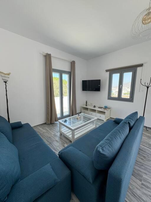 Marielen House House in Paros