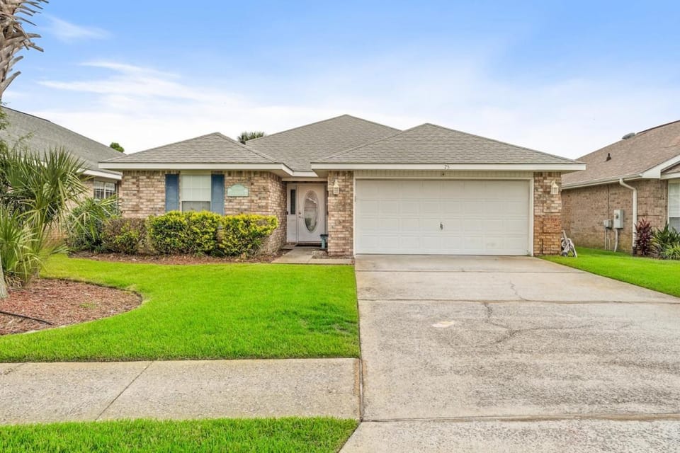 Barefoot Escape Golf Cart Deals Gated Beach Access House in Miramar Beach