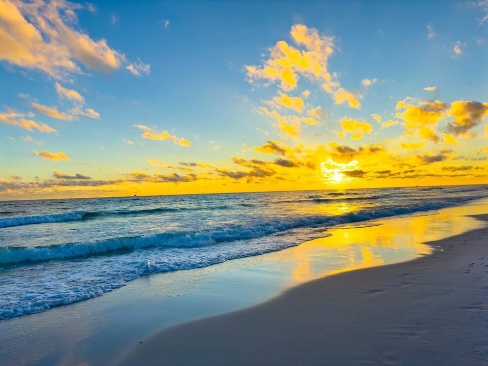 Barefoot Escape Golf Cart Deals Gated Beach Access House in Miramar Beach