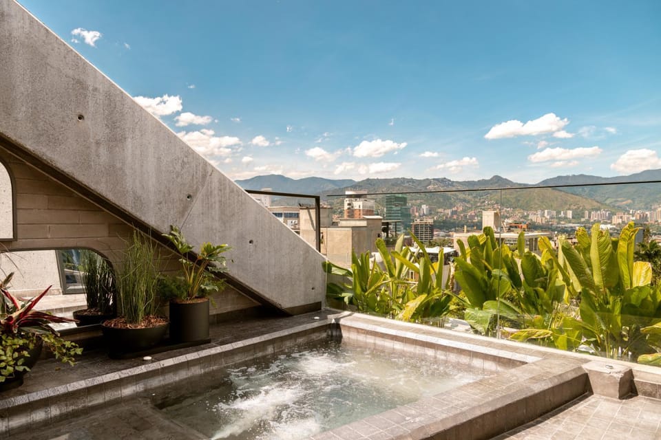 Natural landscape, Hot Tub, View (from property/room), Balcony/Terrace, Mountain view