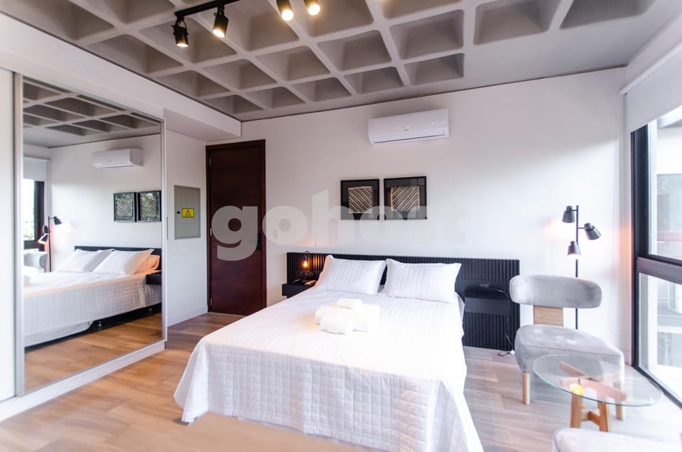 Elegant loft close to Shopping Mariscal Lopez Apartment in Asunción