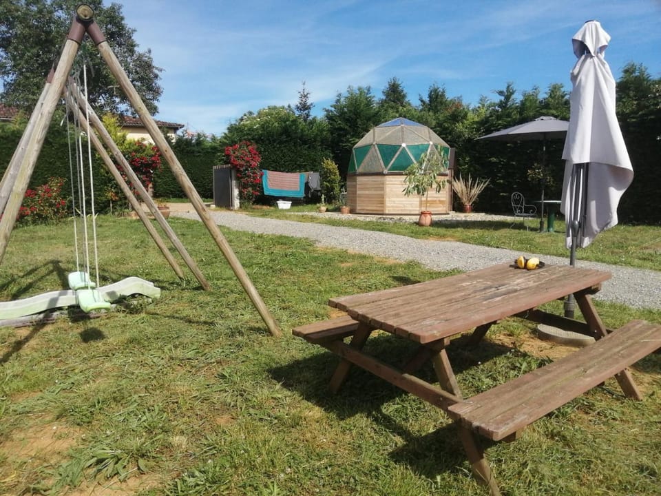 La Tente Tipi au Ranch du Bonheur Luxury tent in Occitanie