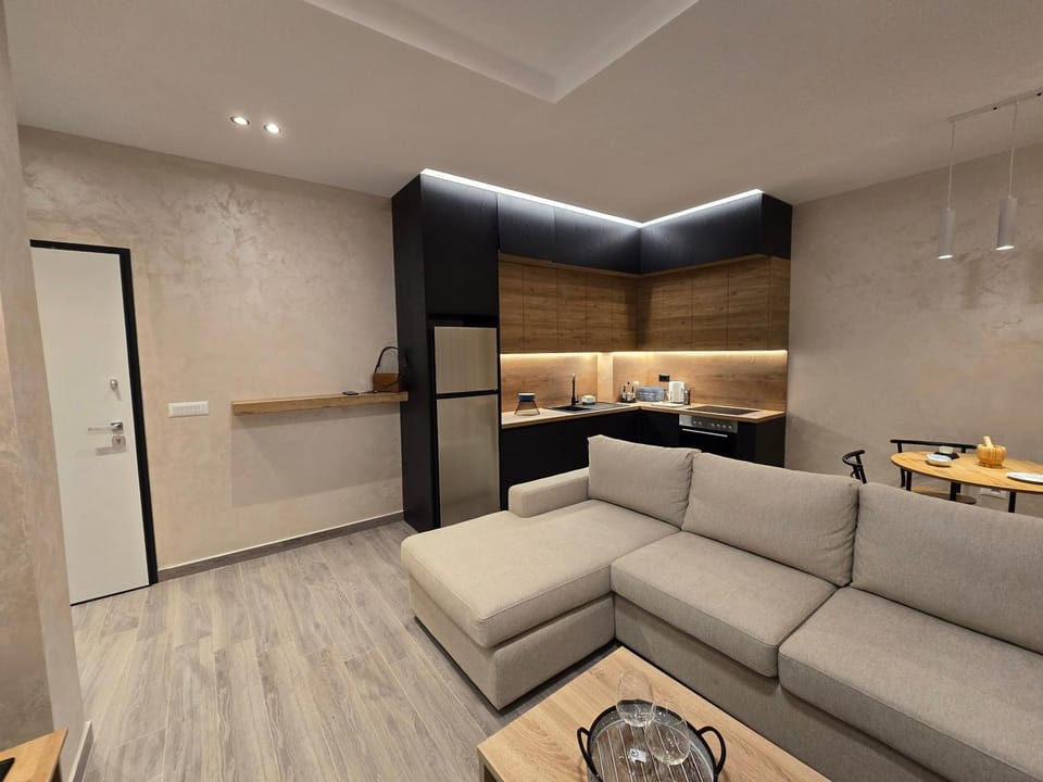 Kitchen or kitchenette, Living room, Seating area