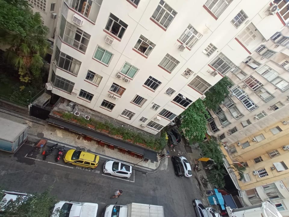 Real Apartments 209 - Copacabana próximo da praia 2 quartos e 2 banheiros Apartment in Rio de Janeiro