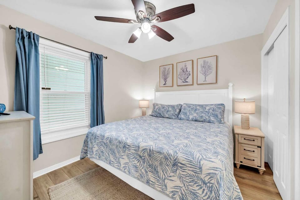 Shelly Sands HeatedPool & HotTub Private Beach House in Miramar Beach
