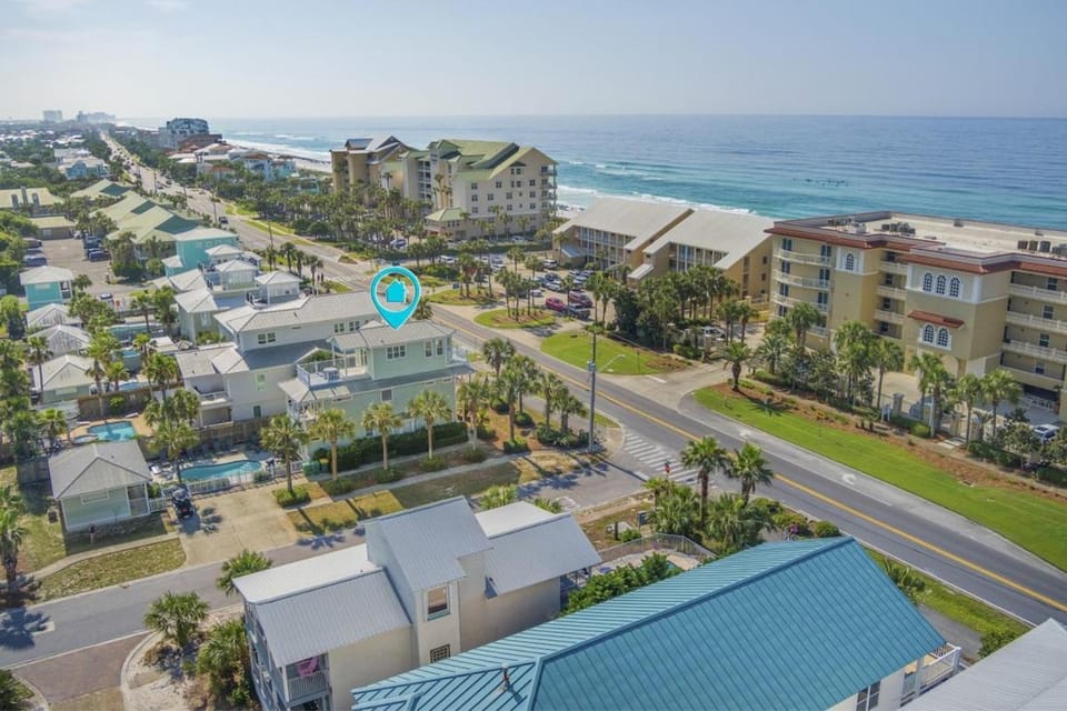Crystal Tower Free Golf Cart Private Pool House in Destin