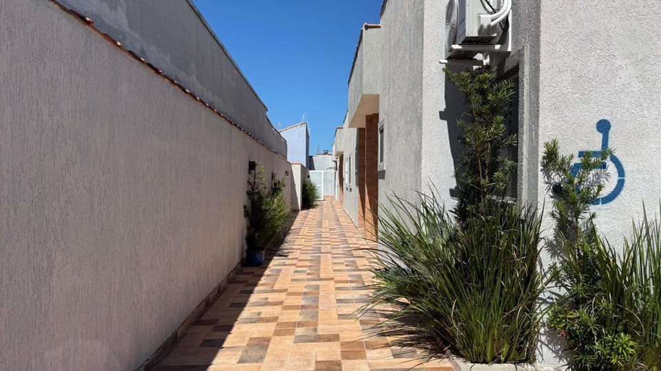 Casa com picina e área gourmet House in Itanhaém