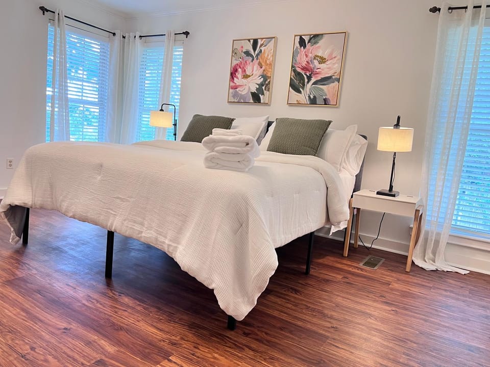 Bed, Bedroom