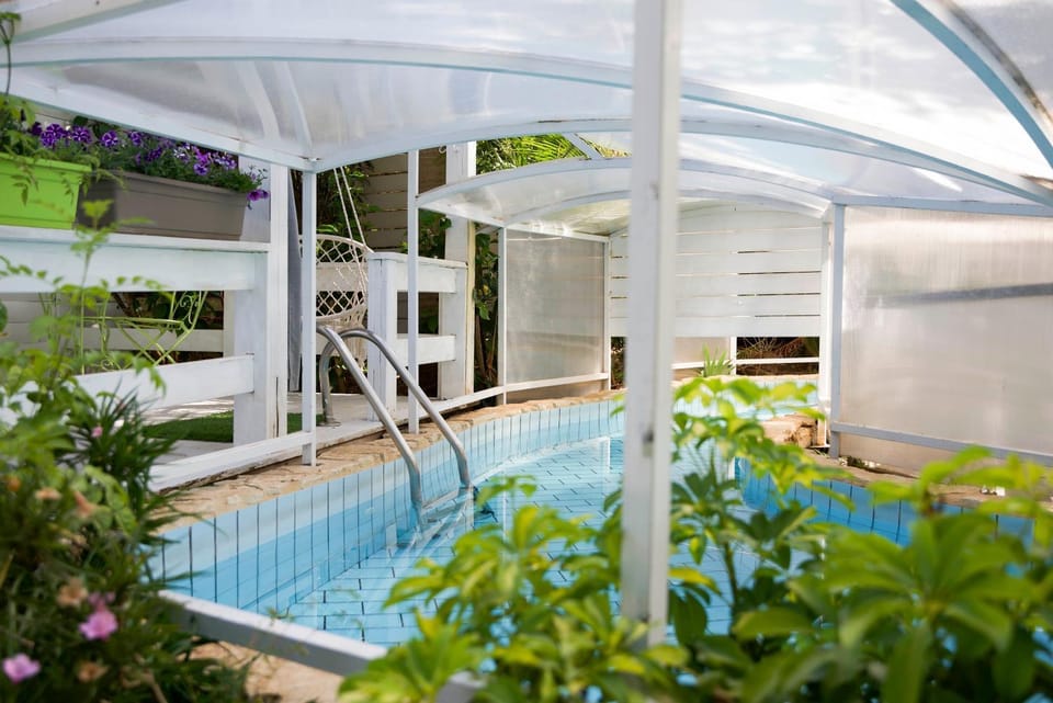 Eili Suites Nature lodge in North District
