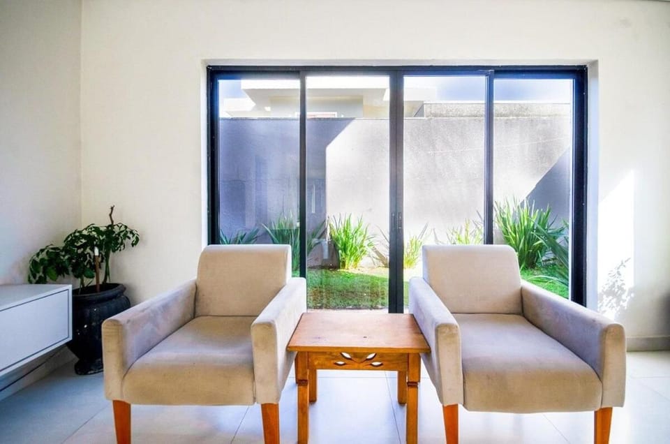 Perfeição á 250m do Praia de Pernambuco House in State of São Paulo