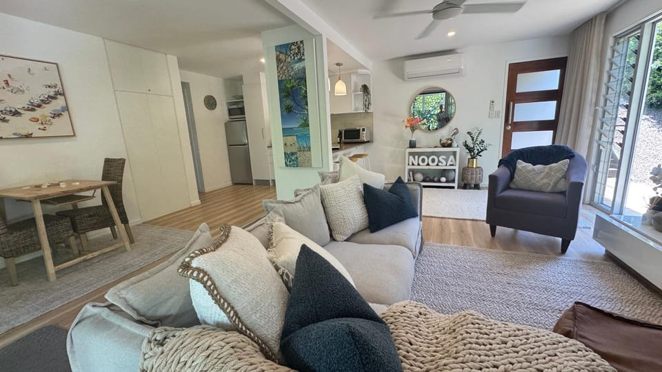 Lounge or bar