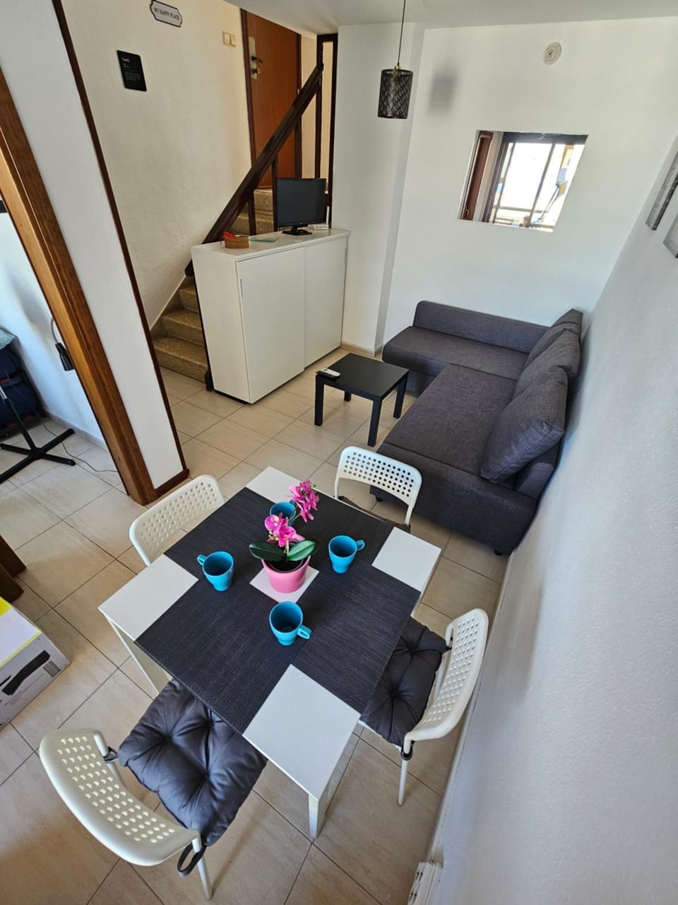Living room, Dining area