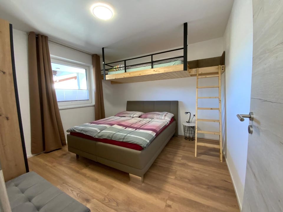 Apartment Comfort mit Fasssauna und Außen Whirlpool Apartment in Tyrol